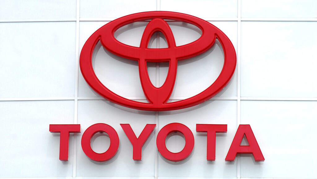 Daimler Truck și Toyota pun bazele unui nou lider global al camioanelor