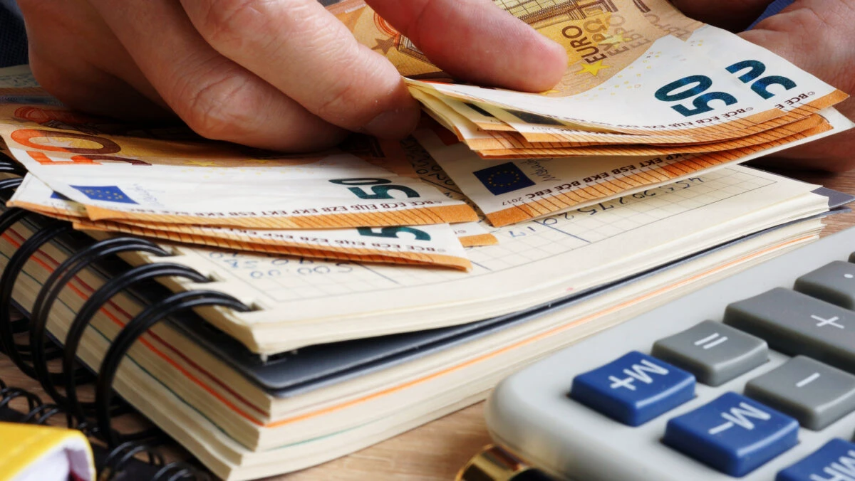 Intră sumele direct pe carduri. Subvenție de la stat pentru români. Cine poate primi banii