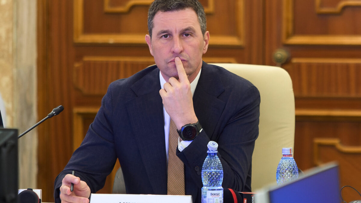 Deficitul bugetar după 4 luni, sub 3% din PIB. Tanczos Barna: Asigurarea surselor pentru salariile și pensiile majorate, o provocare uriașă