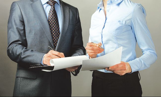 Contractele de finanţare încheiate de Ministerul Muncii NU pot avea caracter confidențial